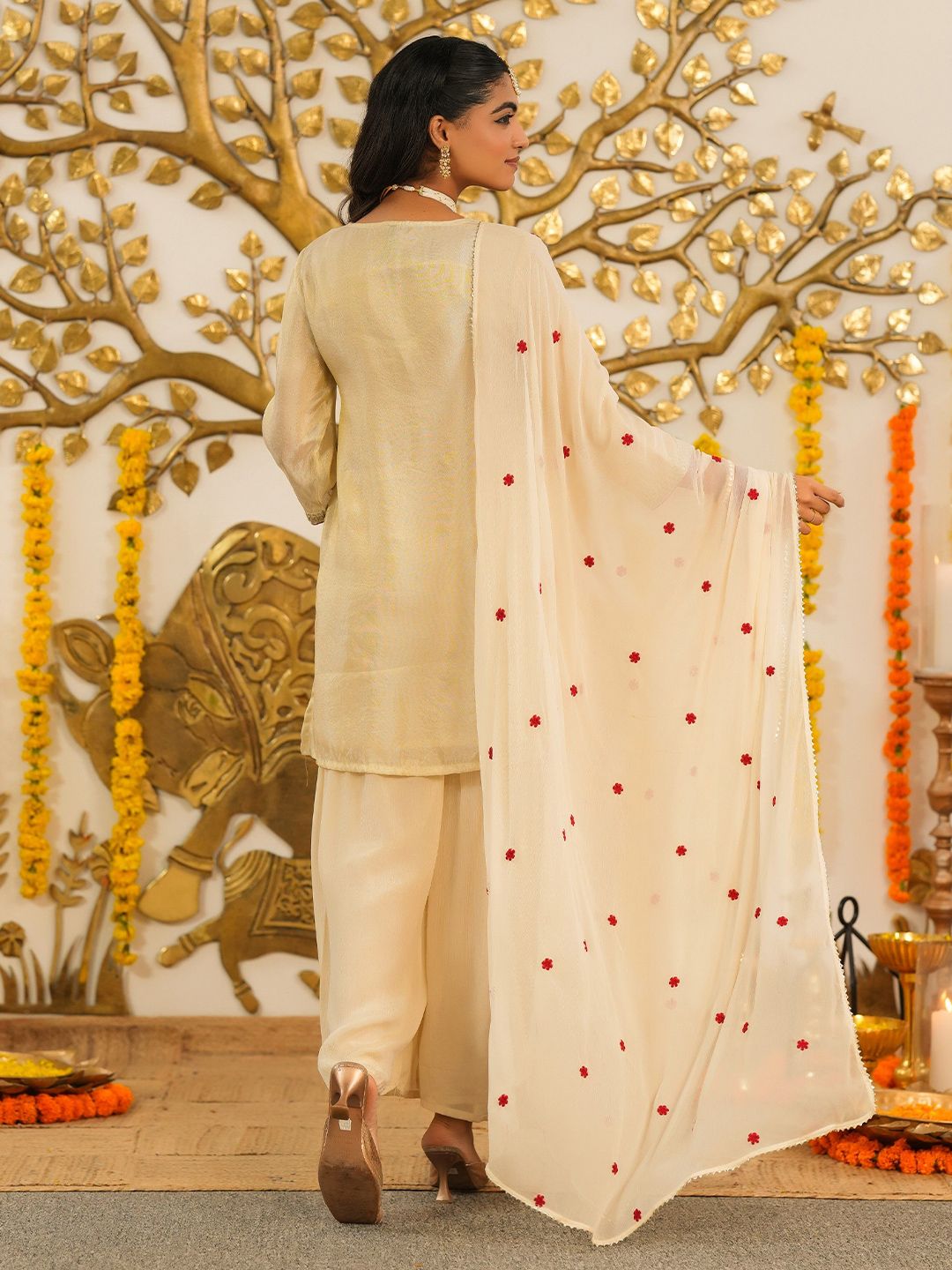Dhiyona SC Floral Embroidered Straight Sharara Set with Dupatta