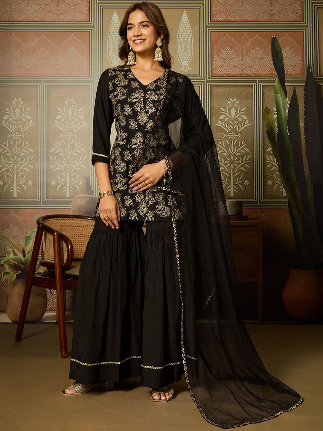 Dhiyona HOP Women Floral Embroidered Kurta with Sharara & Dupatta