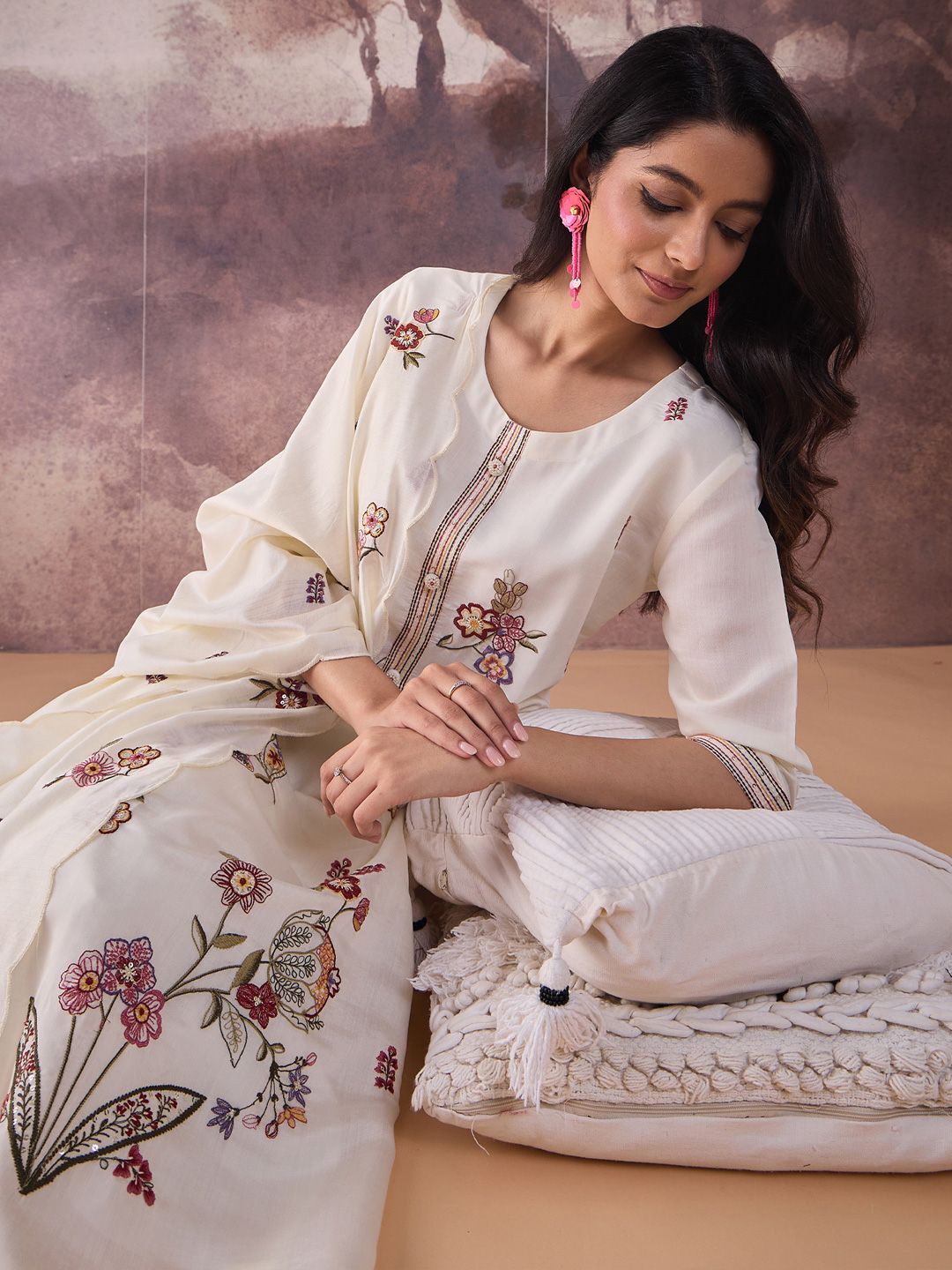 Dhiyona IE Floral Embroidered Thread Work Straight Kurta With Trousers & Dupatta