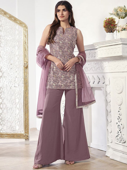 Dhiyona IN Women Paisley Thread and Zari Embroidered Kurta Set with Dupatta
