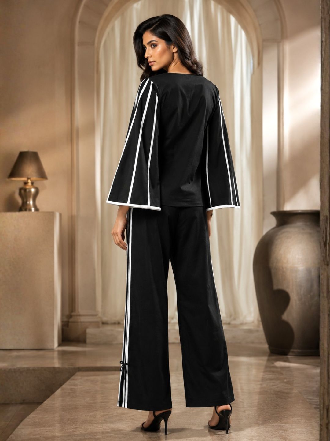 Soul Black Cape Sleeves Co-ord Set