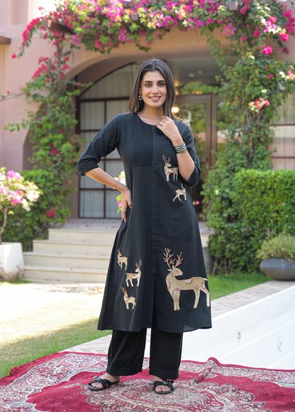 Mayri Onyx embroidery cotton kurta pant set