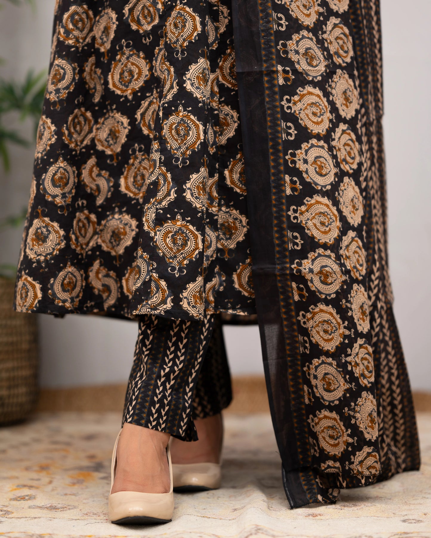 Women Black Kurta And Pant Set With Dupatta