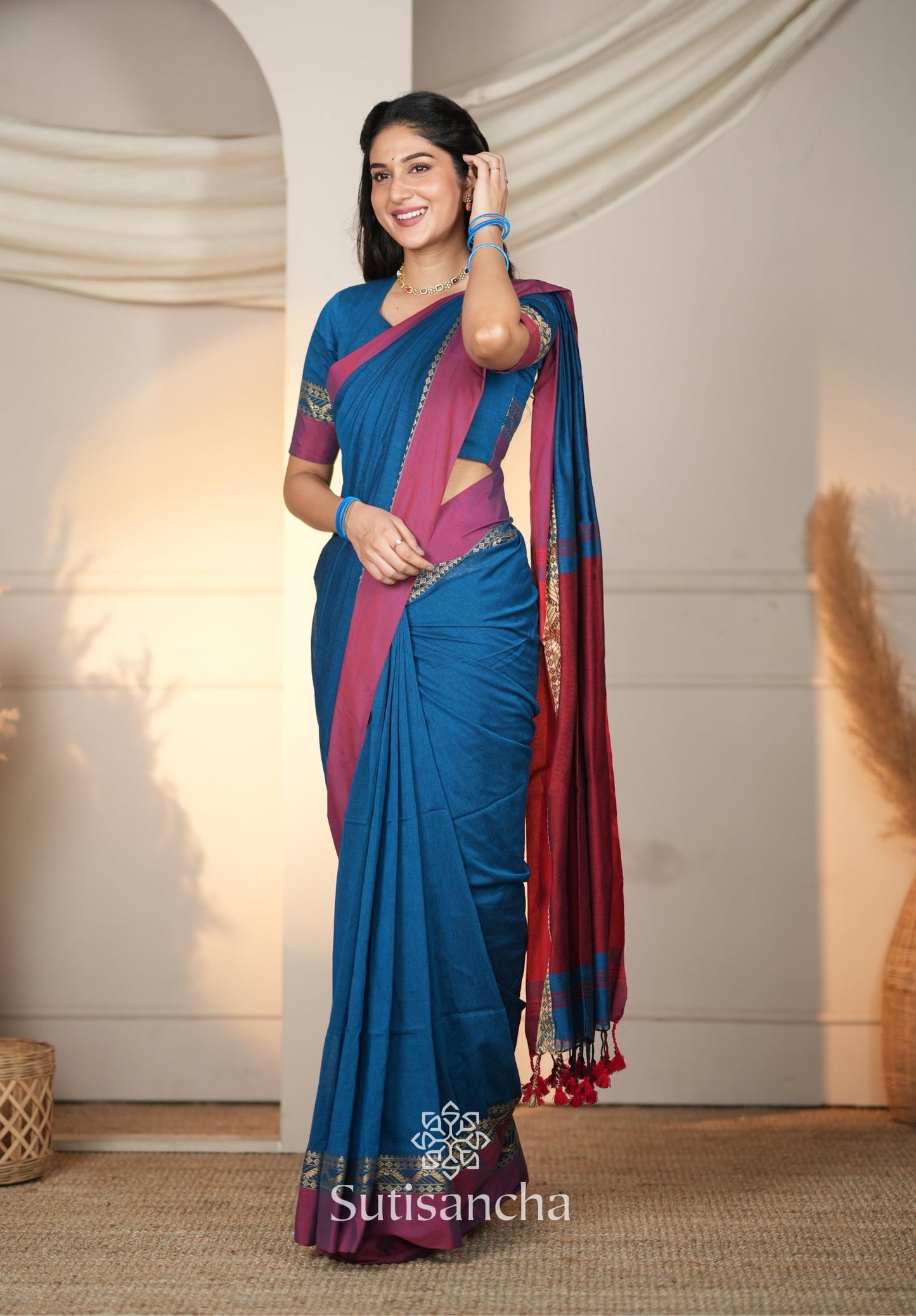 Dhiyona SS The Weaver's Touch: Pure Bengal Cotton Saree with Timeless Appeal