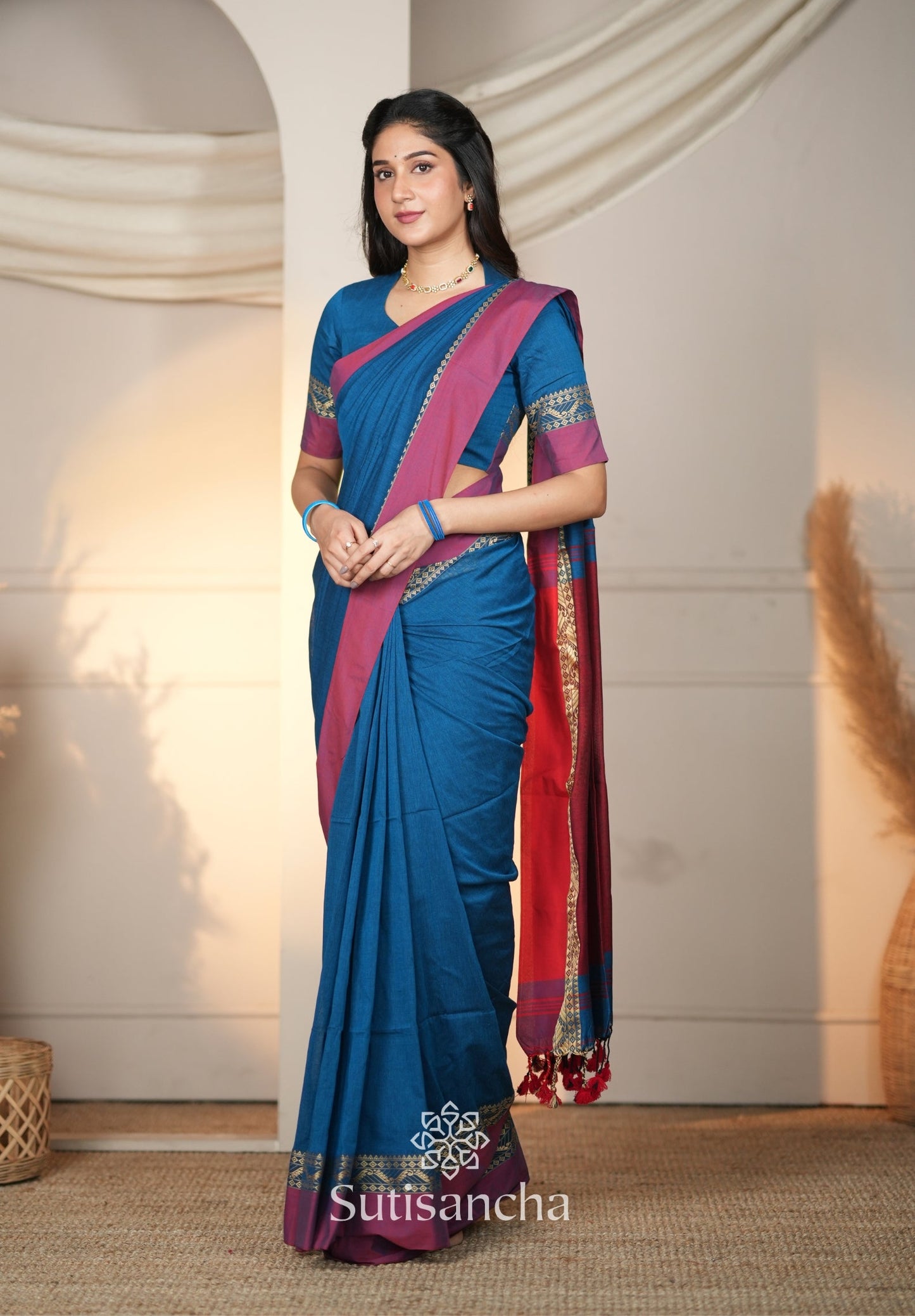 Dhiyona SS The Weaver's Touch: Pure Bengal Cotton Saree with Timeless Appeal