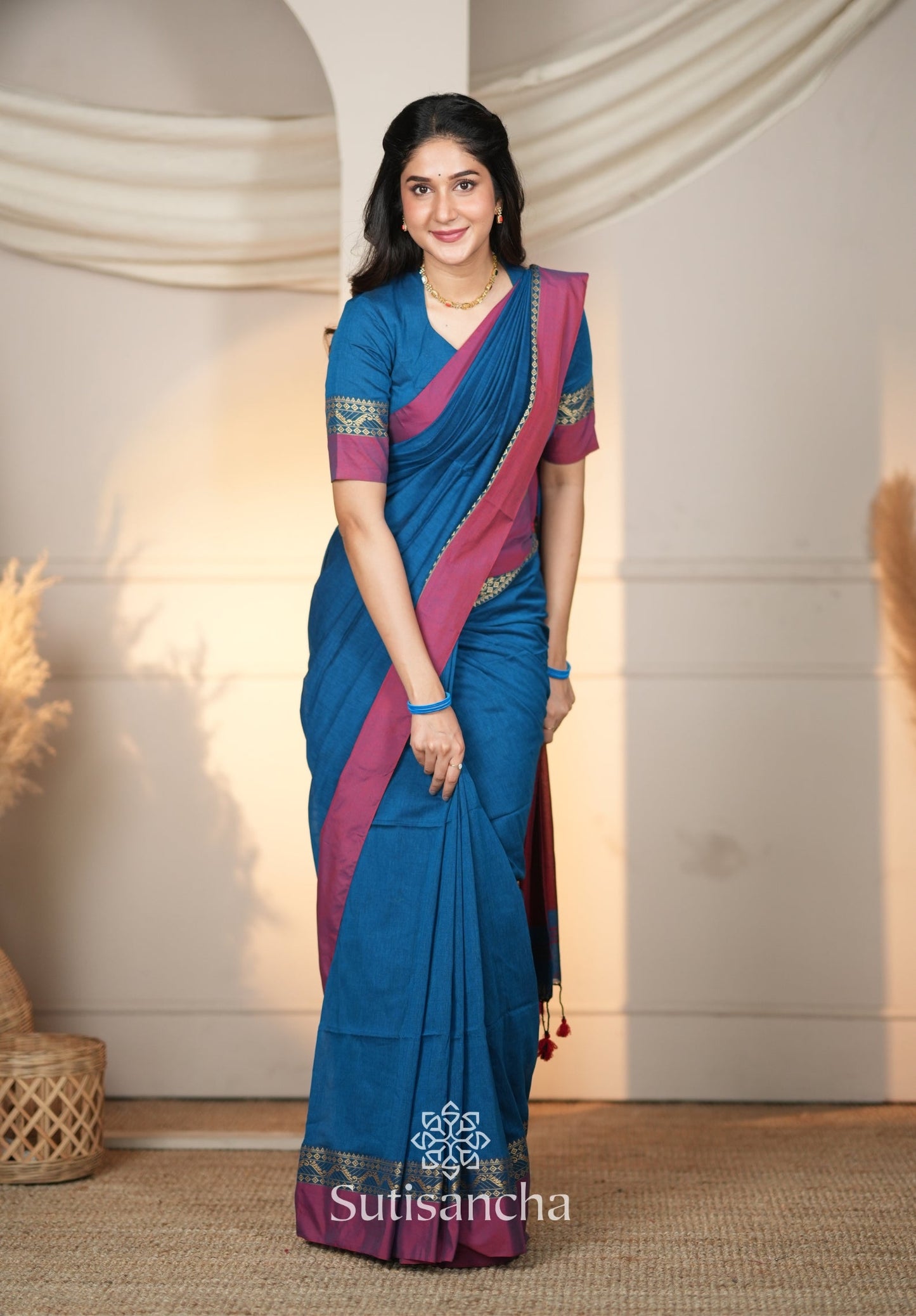Dhiyona SS The Weaver's Touch: Pure Bengal Cotton Saree with Timeless Appeal
