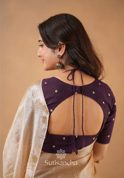 Dhiyona SS Ivory Gold Horizon – Flowing with Regal Charm