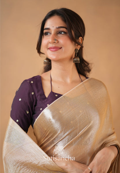 Dhiyona SS Ivory Gold Horizon – Flowing with Regal Charm