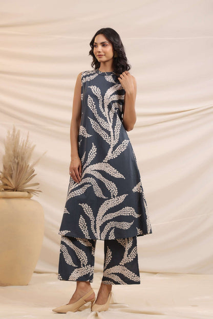 Chhavi Rhino Printed Kurta Pant Set