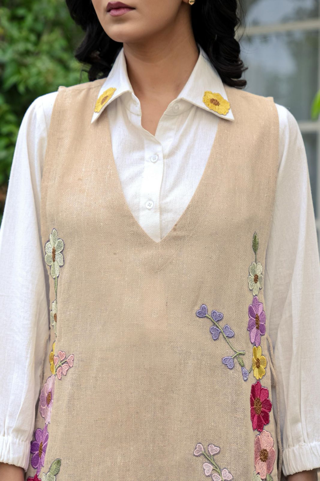 Opela almond jute embroidery co-ord set