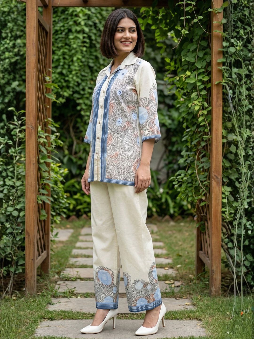 Viyona spatial printed co-ord set