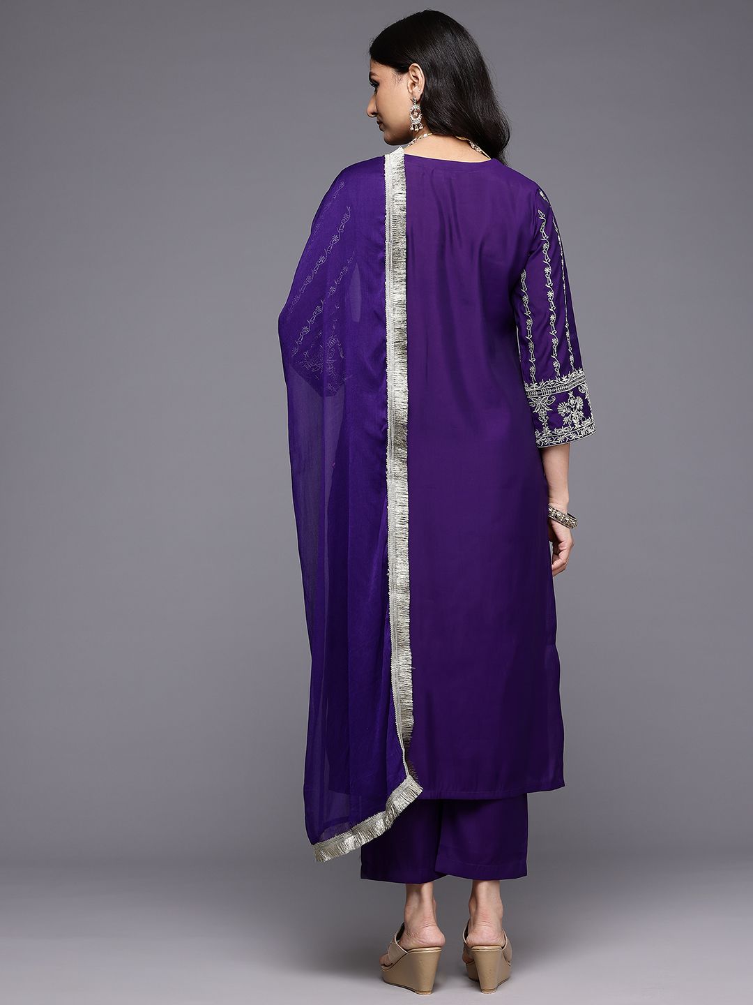 Navy Blue Ethnic Motifs Embroidered Zari Kurta With Trousers & Dupatta