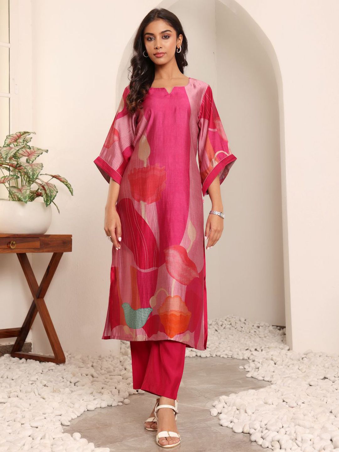 Fuchsia Abstract Printed Notch Neck Chanderi Silk Straight Kurta With Trousers