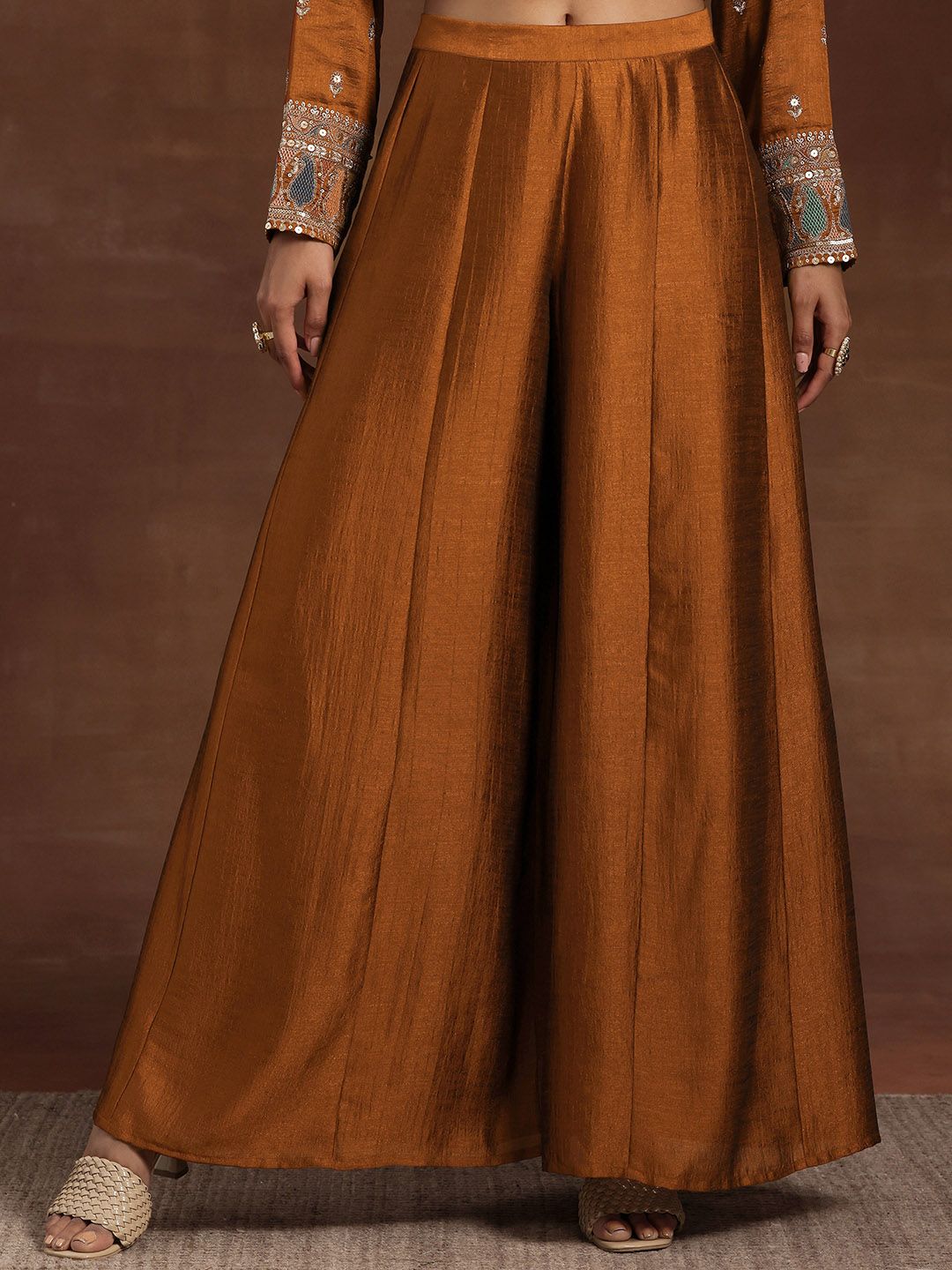 Dhiyona LL Ethnic Motifs Embroidered Sequinned Kurta with Palazzos & With Dupatta