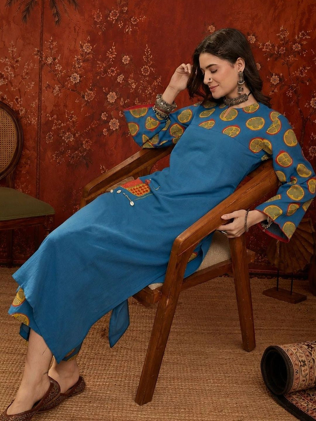 Women Printed Regular Thread Work Pure Cotton Kurta with Palazzos
