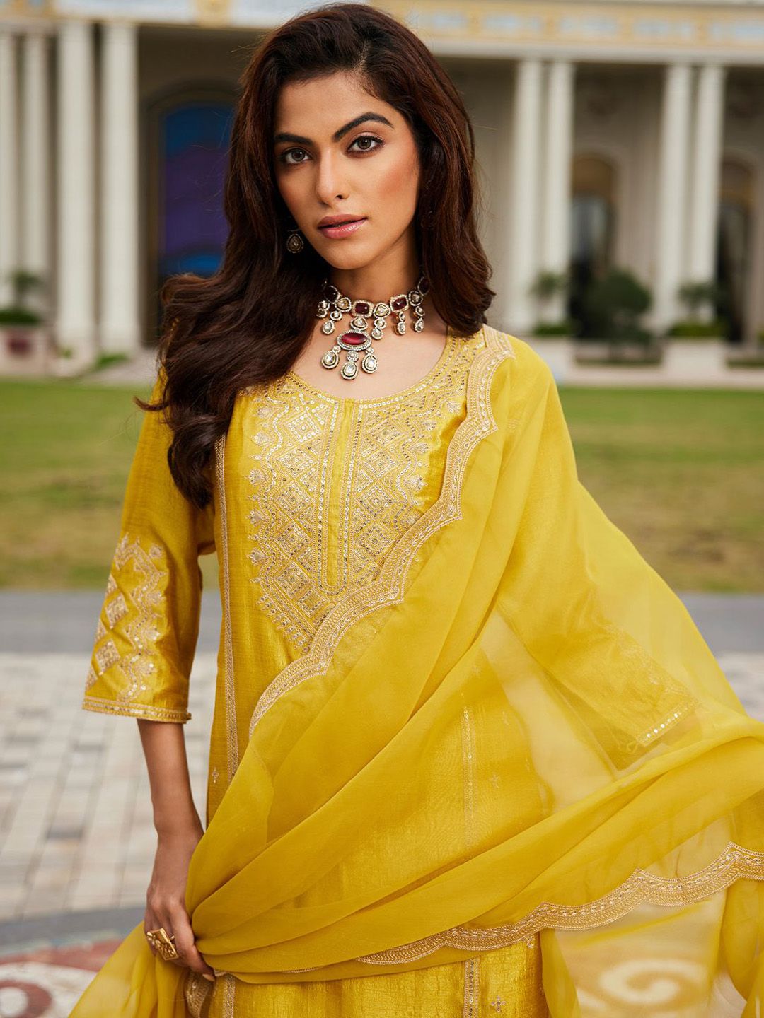 Dhiyona IE Women Ethnic Motifs Embroidered Regular Kurta with Trousers & With Dupatta