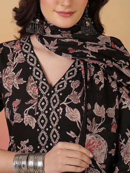 Women Floral Printed Regular Pure Cotton Kurta with Trousers & With Dupatta