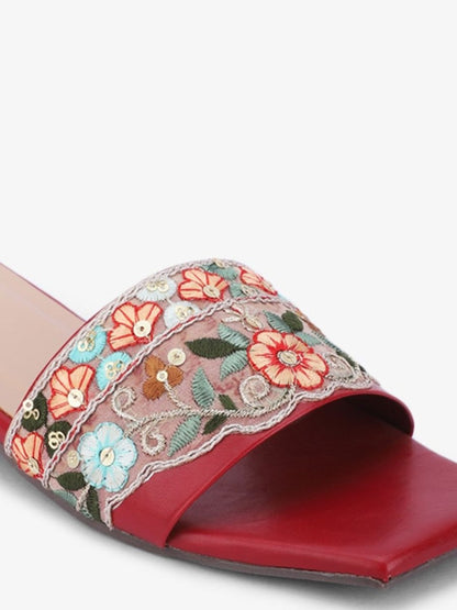 Dhiyona AK Red & Green Ethnic Embroidered Open Toe Flats