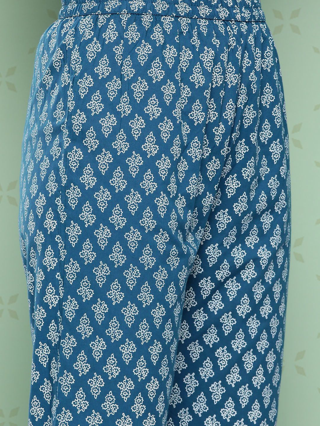 Dhiyona KL Women Ethnic Motifs Printed Empire Gotta Patti Kurta with Trousers & With Dupatta