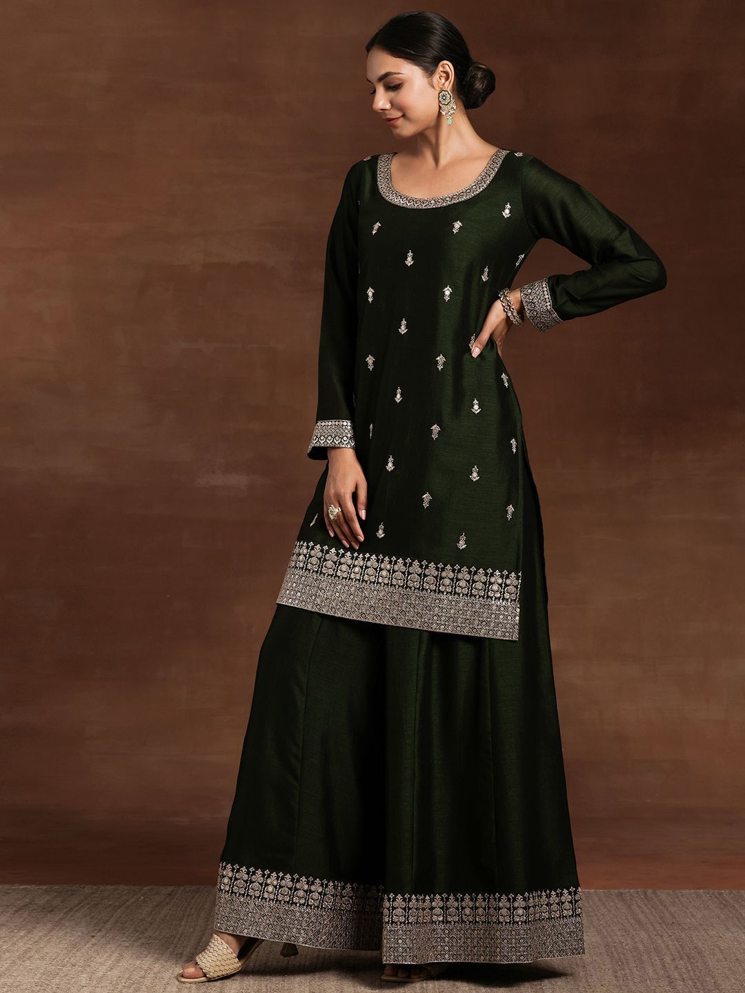 Dhiyona LL Women Floral Embroidered Regular Thread Work Kurta with Palazzos & With Dupatta