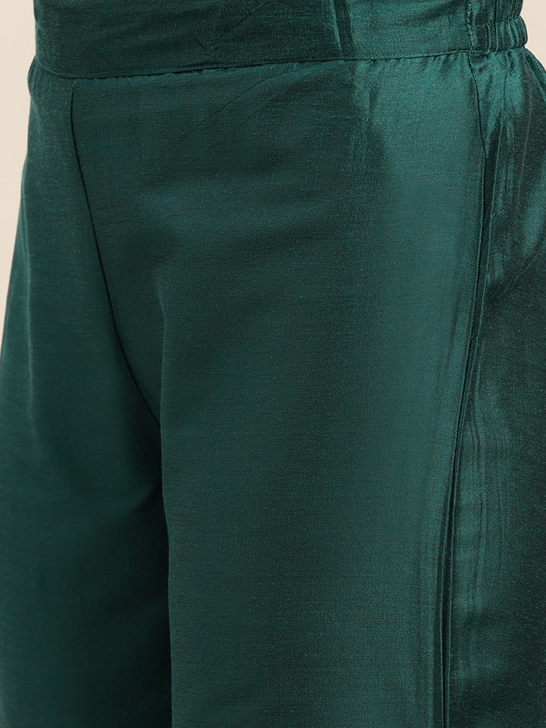 Women Green & Golden Printed Kurta with Trousers & Dupatta
