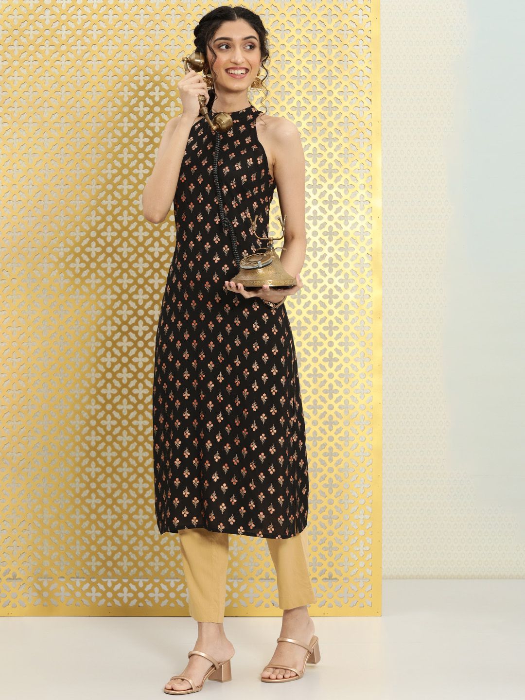Dhiyona OD  Women Black Floral Printed Halter Neck Pure Cotton Rozana Kurta