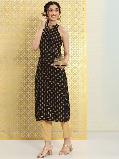 Dhiyona OD  Women Black Floral Printed Halter Neck Pure Cotton Rozana Kurta