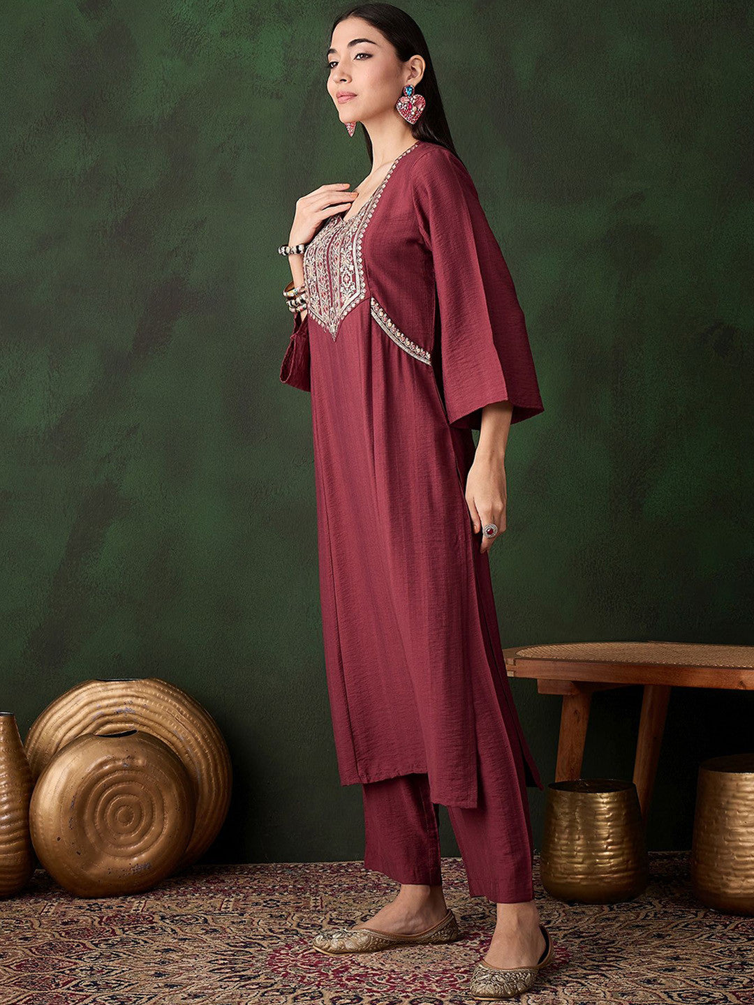 Ethnic Motifs Yoke Design Sequinned Straight Kurta & Trousers