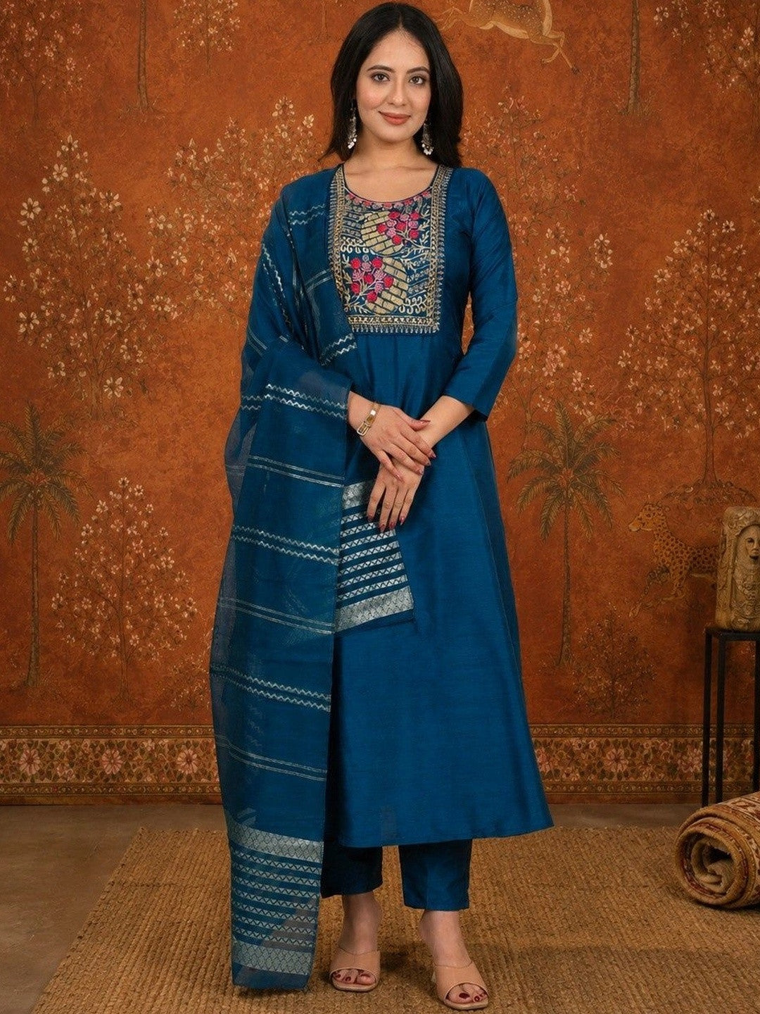 Dhiyona SN Women Ethnic Motifs Embroidered Regular Thread Work Kurta with Trousers & With Dupatta