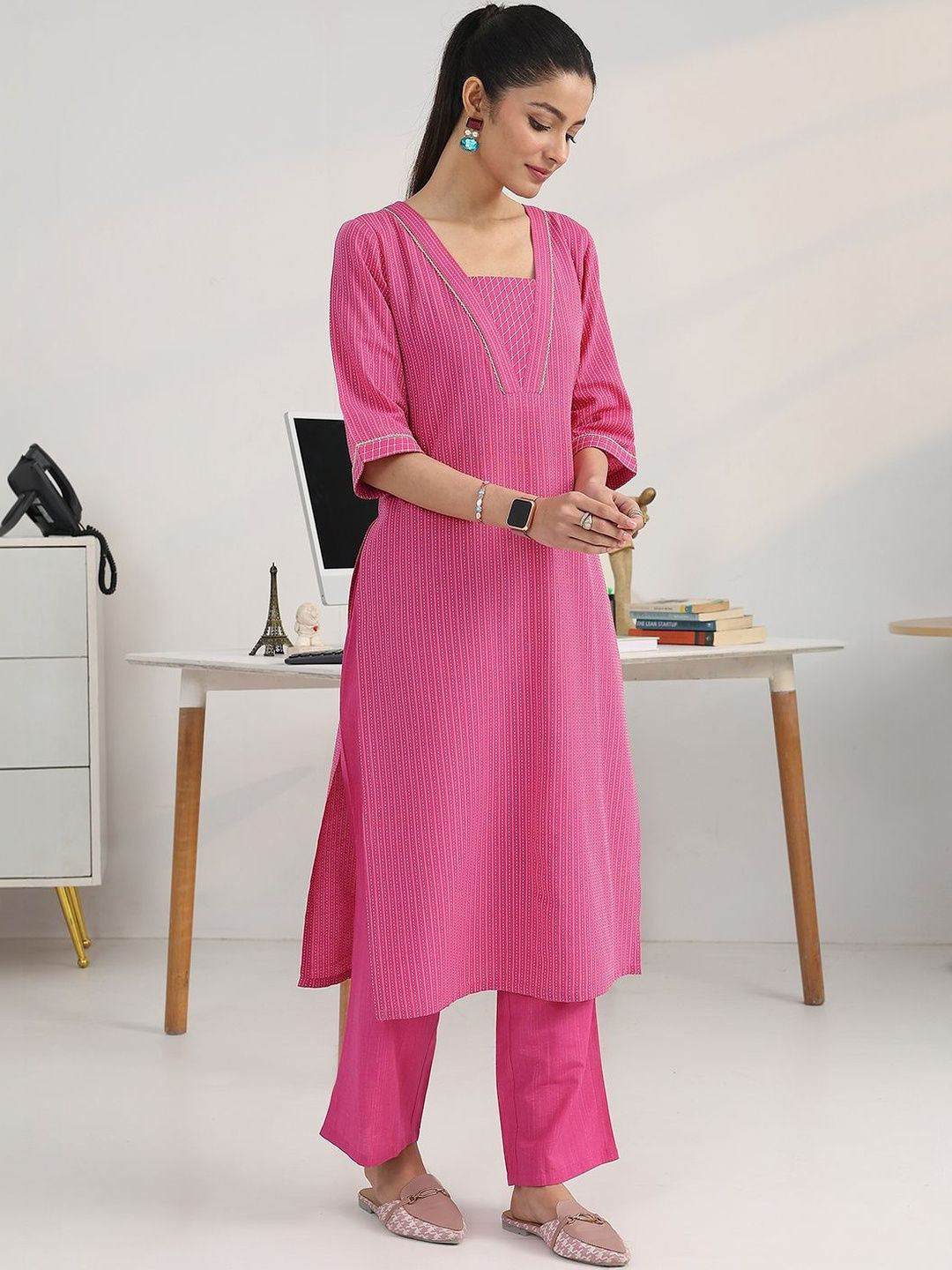 Women Regular Kurta with Salwar & With Dupatta