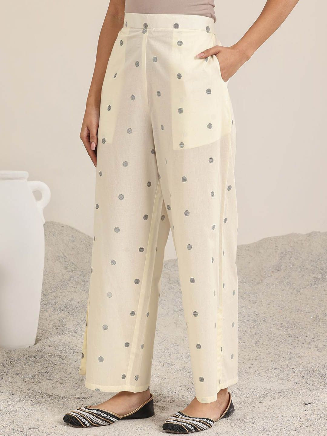 Women Geometric Printed Kurta with Palazzos