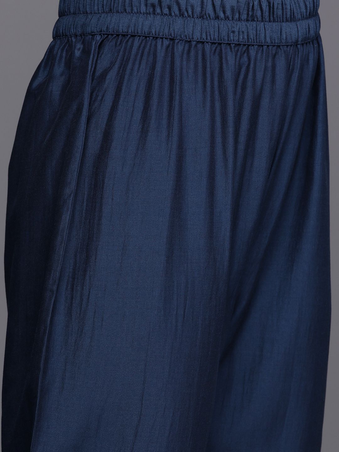 Navy Blue Women Ethnic Motifs Embroidered Regular Kurta with Trousers & With Dupatta