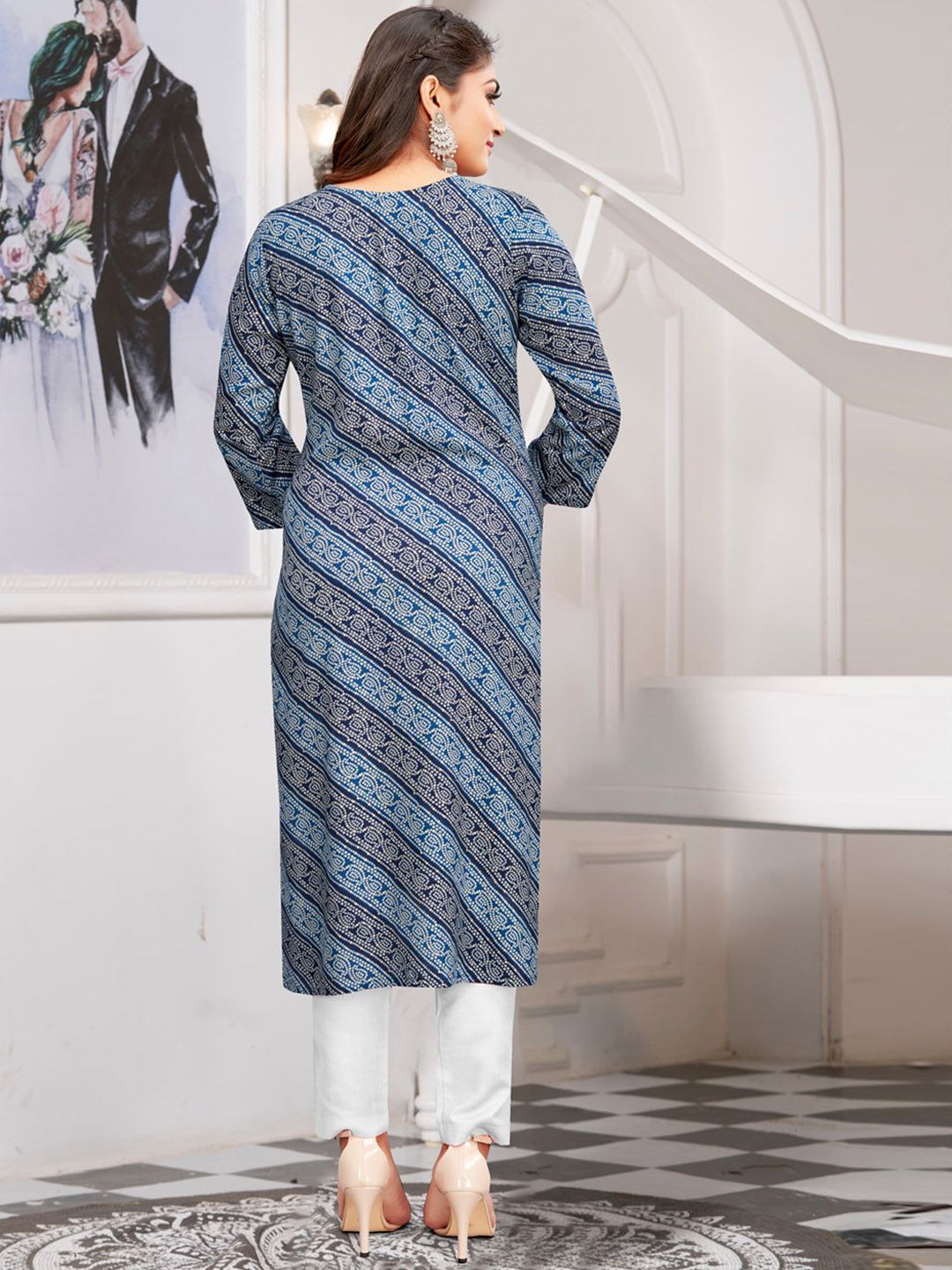 Dhiyona OD  Round Neck Printed Mirror Work Floral Kurta
