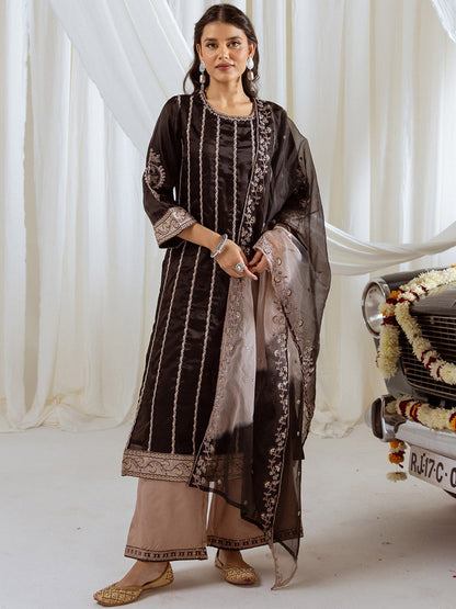 Paisley Embroidered Round Neck Sequinned Straight Kurta With Trousers & Dupatta
