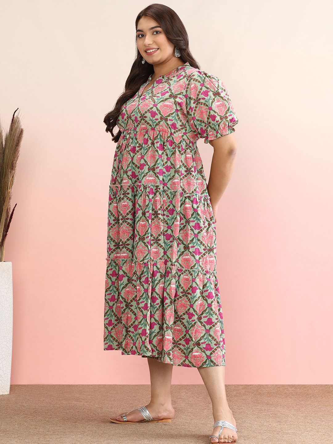 Dhiyona AY Women's Printed Fit and Flare Midi Dress