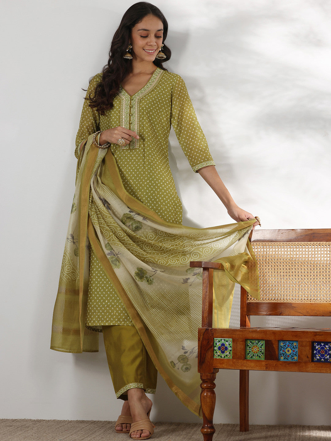 Women Ethnic Motifs Printed Regular Thread Work Kurta with Trousers & With Dupatta