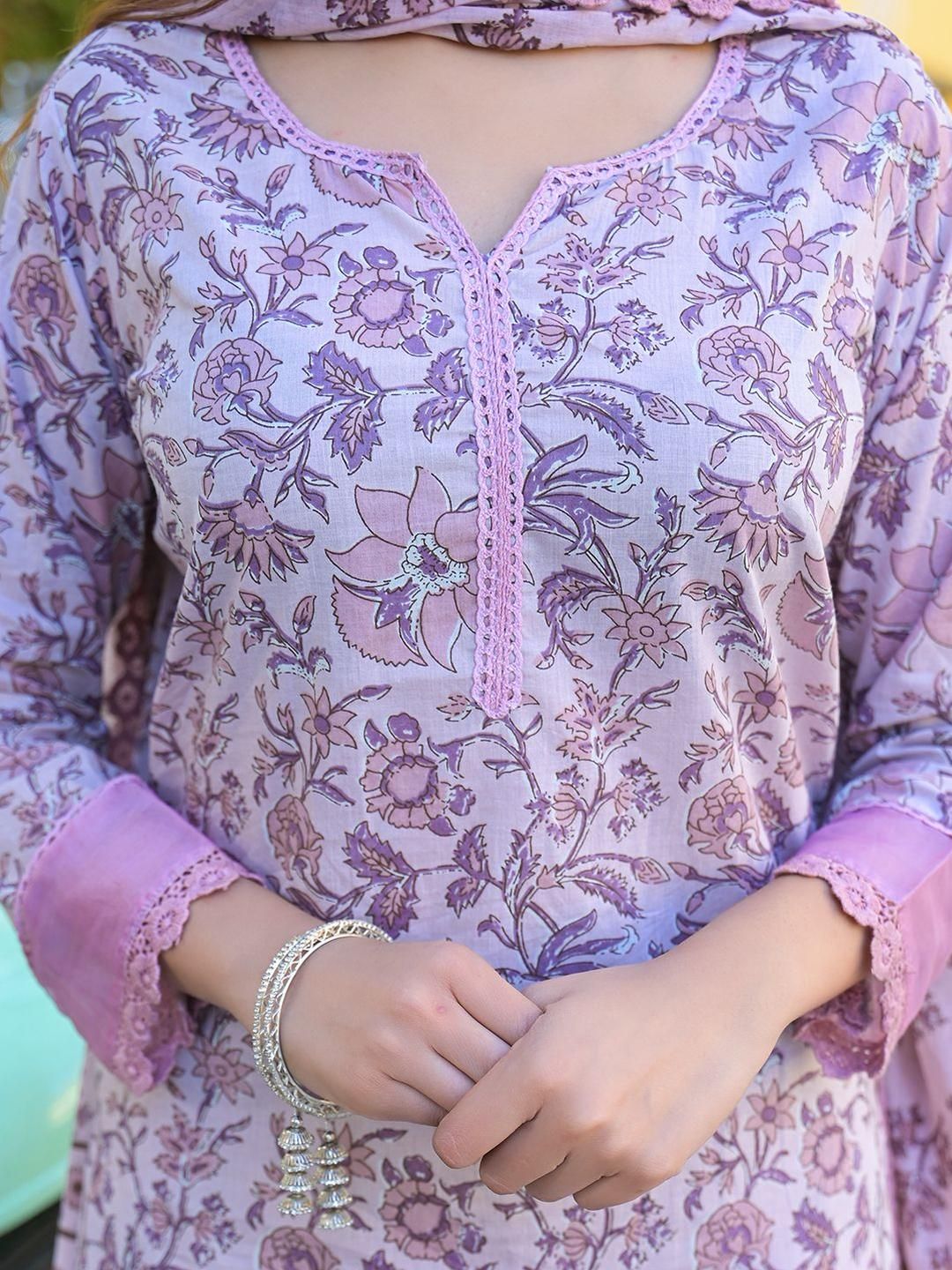 Dhiyona KL Women Purple Pure Cotton Kurta Sets