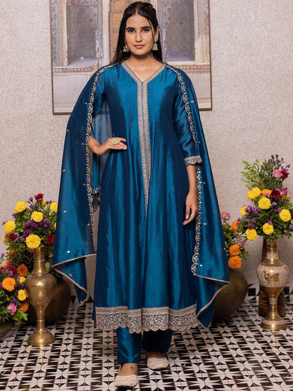 Dhiyona CH Women Floral Embroidered A-Line Kurta with Trousers & Dupatta