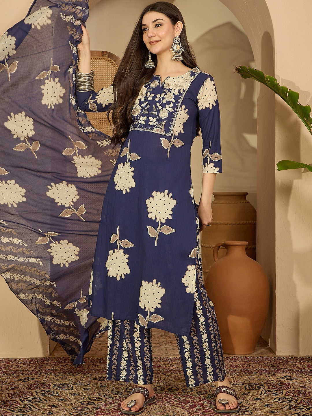 Women Floral Printed Regular Thread Work Kurta with Palazzos & With Dupatta