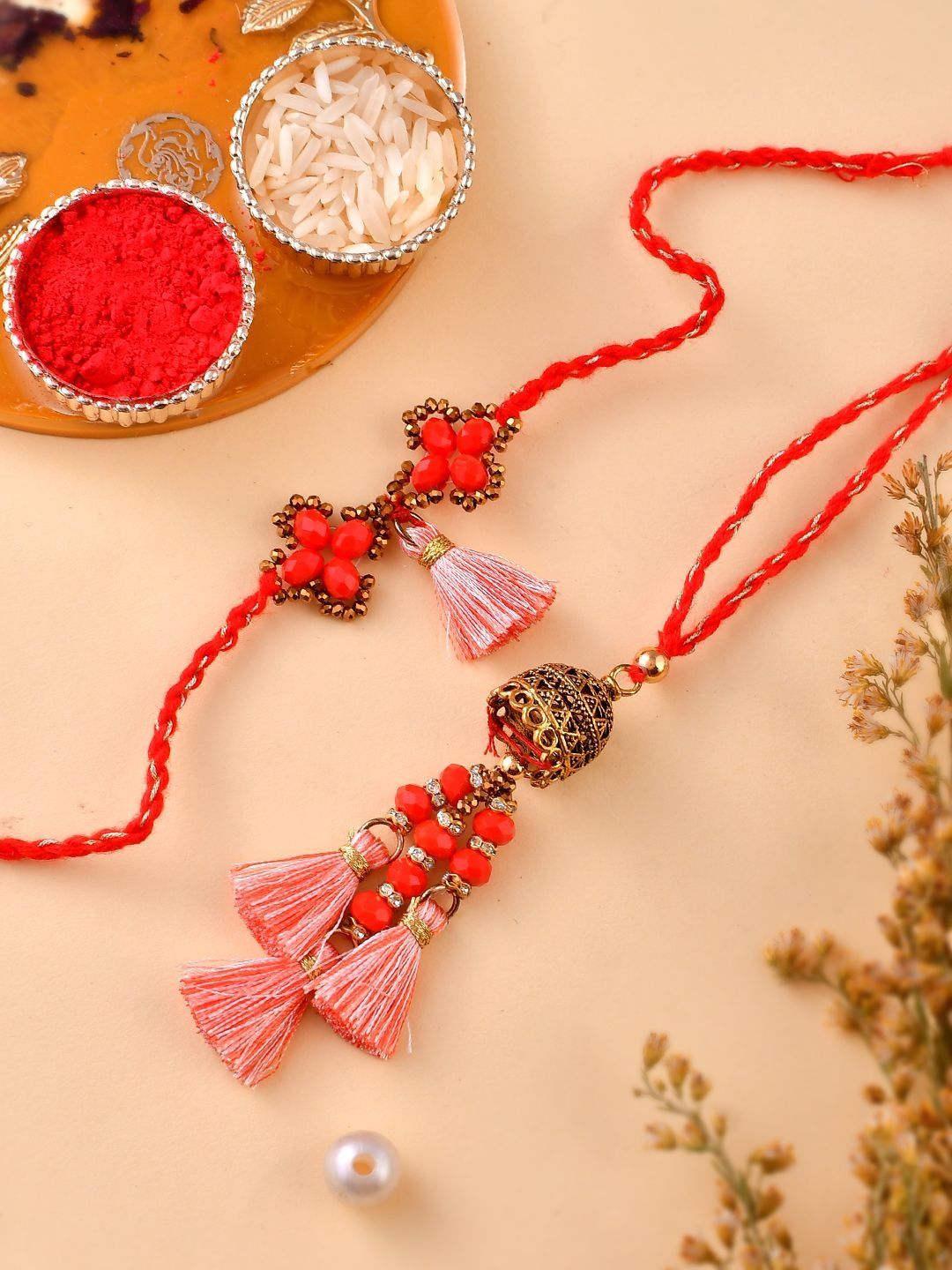 Dhiyona Rakhi