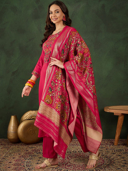 Women Floral Printed Kurta with Trousers & Dupatta