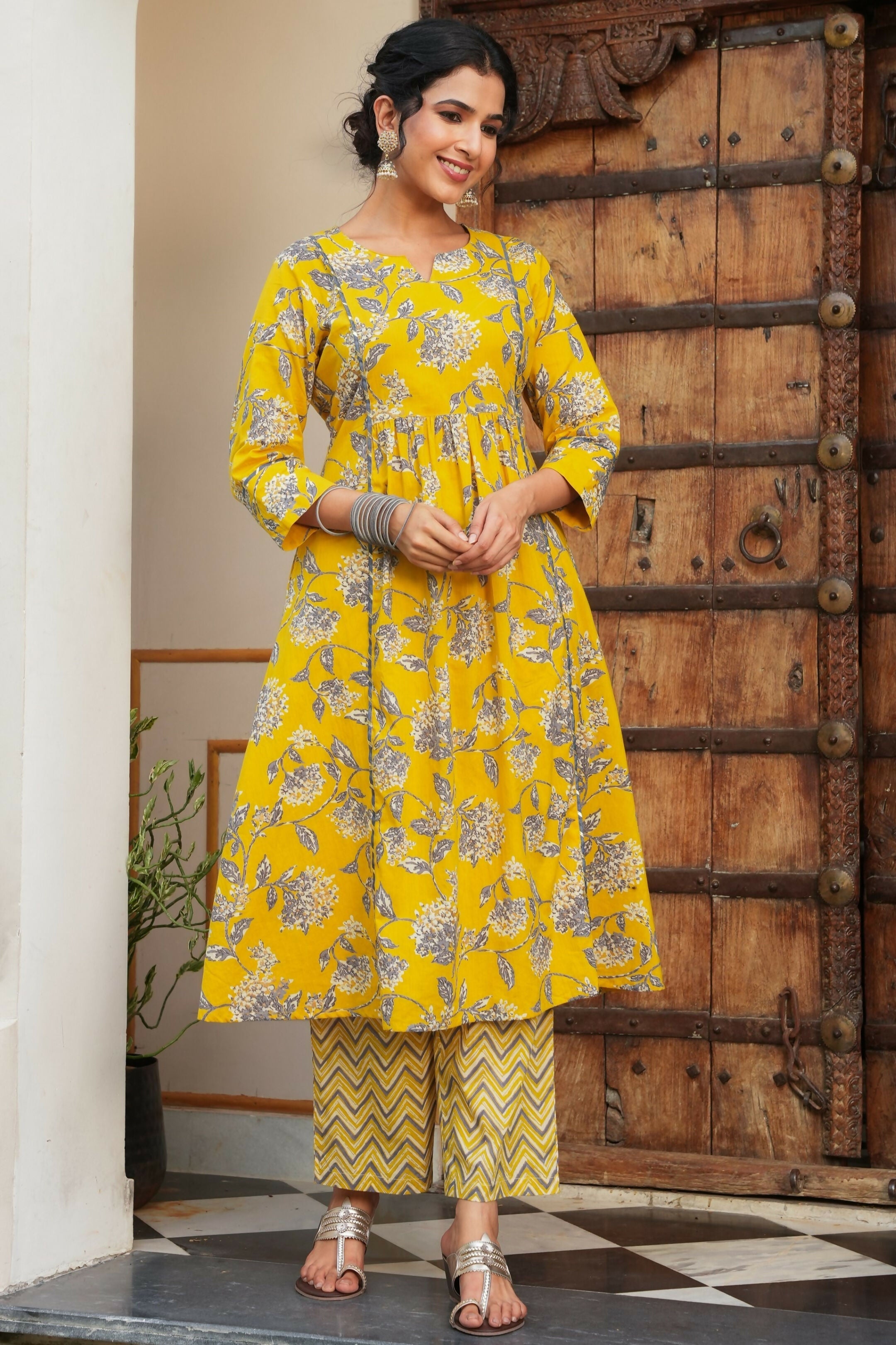 Women's Anarkali Soft Cotton Gold foil Print Women's Kurta - Yellow
