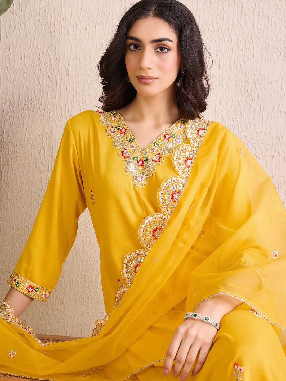 Dhiyona IE Women Ethnic Motifs Embroidered Regular Kurta with Trousers & With Dupatta