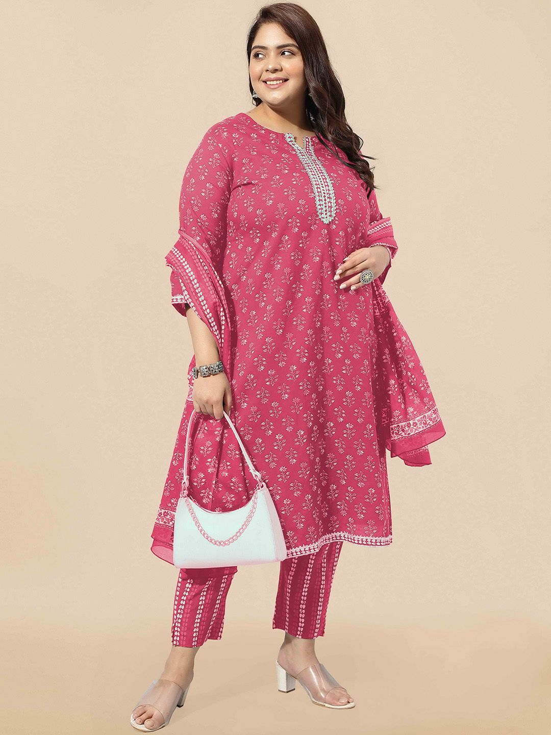 Dhiyona KL PLus Size Floral Printed Regular Gotta Patti Pure Cotton Kurta Set & Dupatta