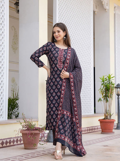 Dhiyona KL Floral Printed Round Neck Straight Kurta With Trousers & Dupatta