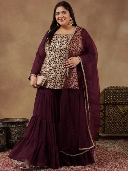 Dhiyona IN Floral Embroidered Regular Sequinned Straight Kurti with Sharara & Dupatta