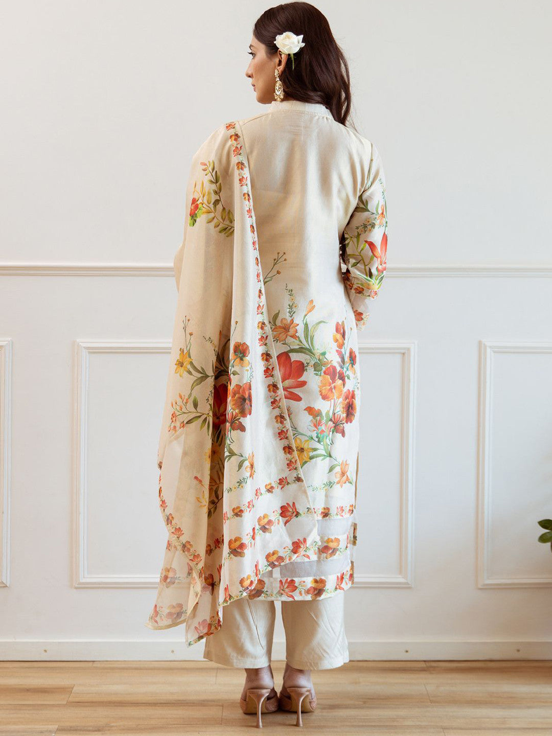 Women Floral Printed Regular Kurta with Trousers Dupatta