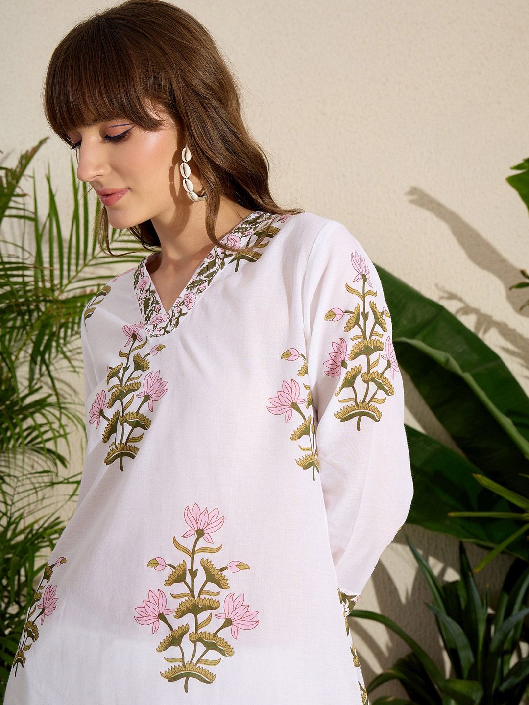 Dhiyona IE Women Floral Printed Pure Cotton A-Line Kurta with Trousers