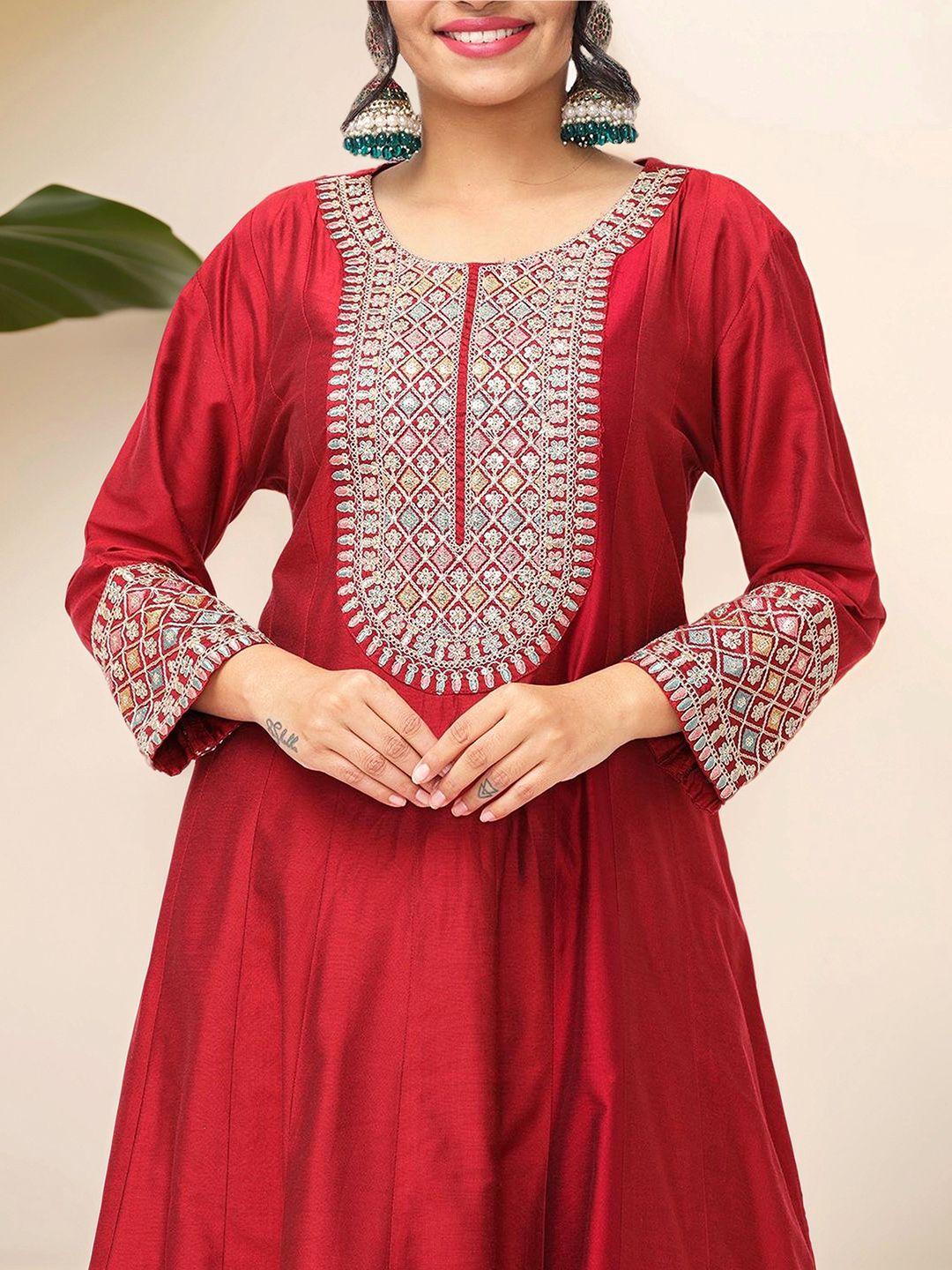 Dhiyona IS Women's Women Ethnic Motifs Yoke Design Regular Thread Work Kurta with Trousers & With Dupatta