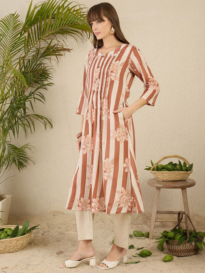 Women Floral Printed Regular Pure Cotton Kurta with Trousers